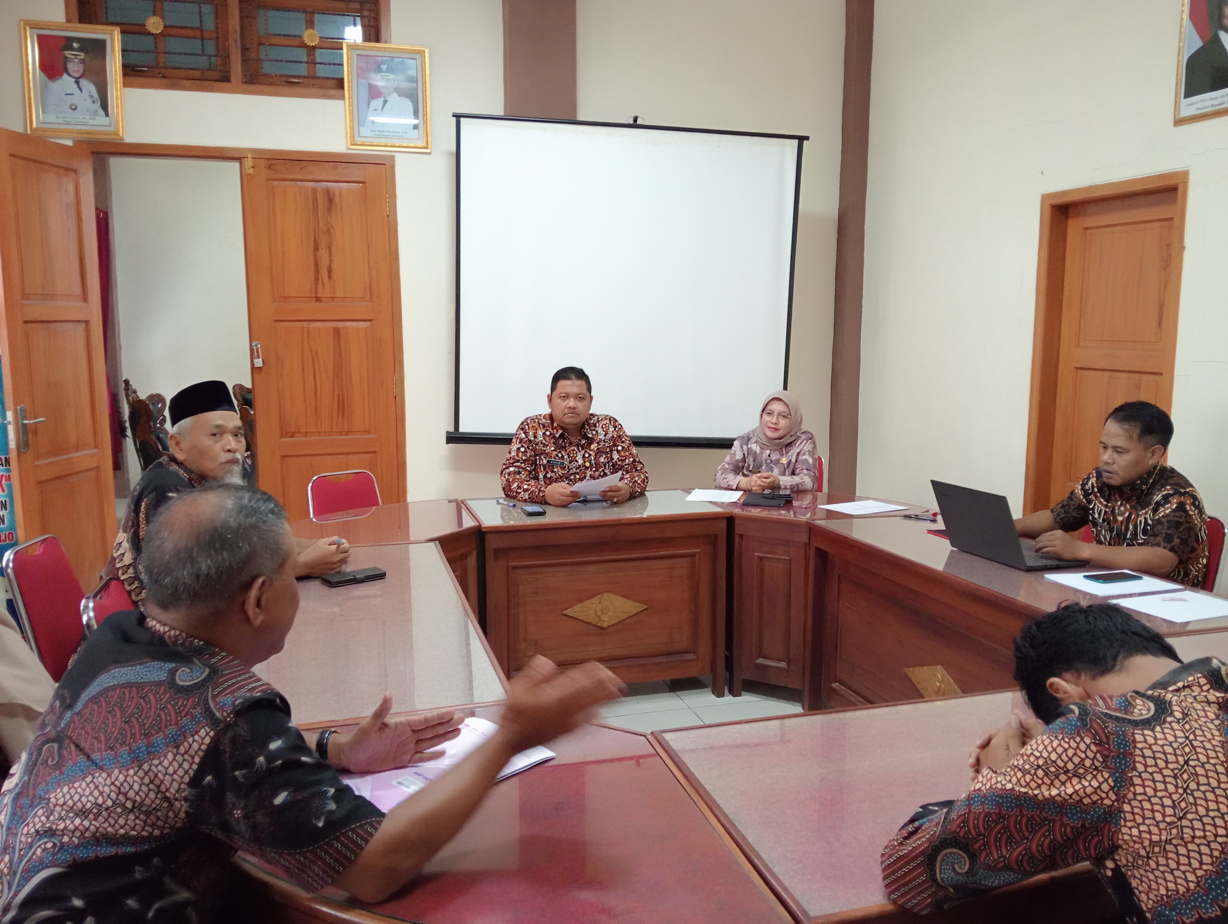 Kepala Disdikbud Sukoharjo Havid Danang Purnomo Widodo panggil tiga guru SMP, Kamis (22/1).