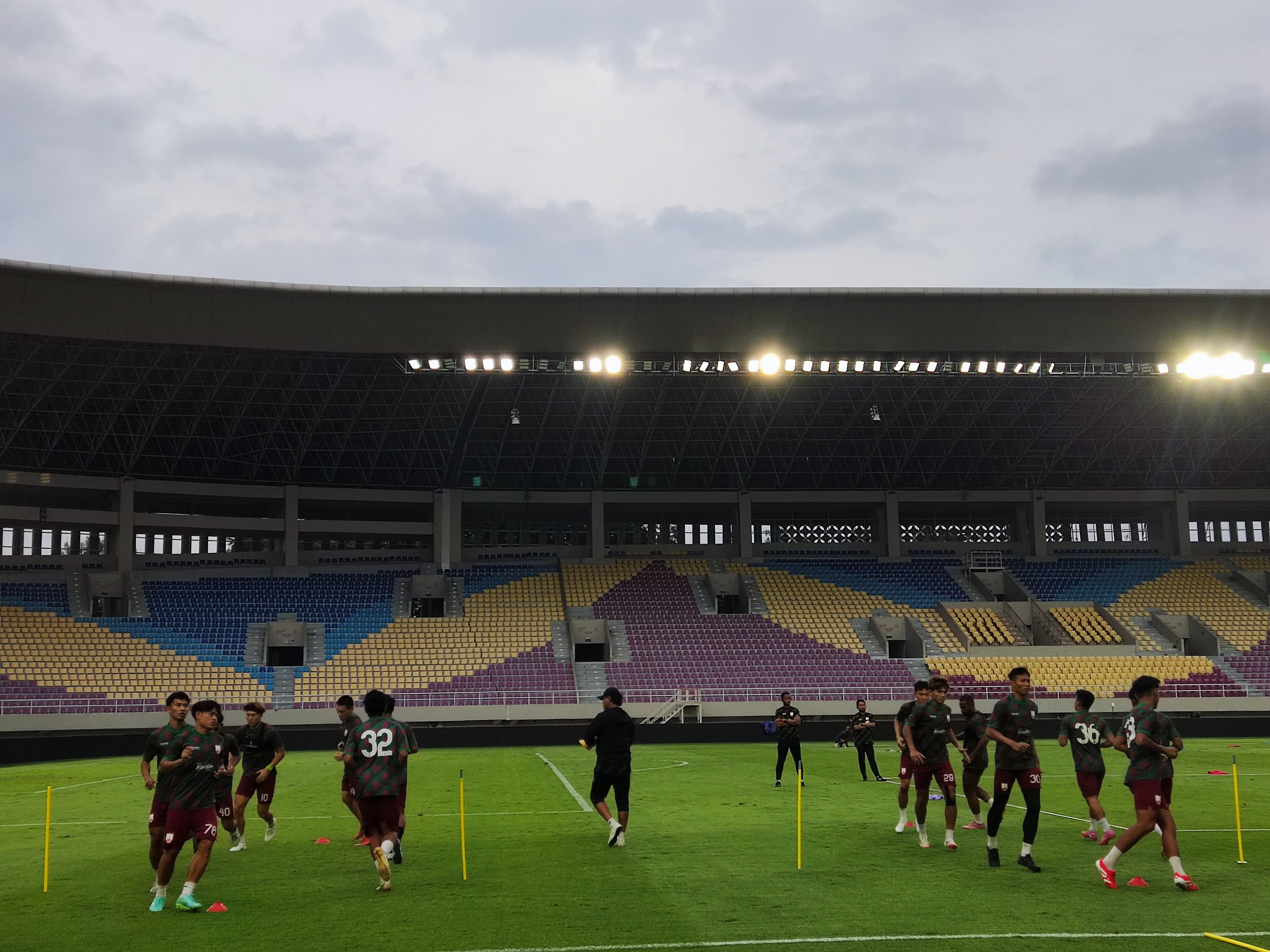 Latihan Persis Solo di Stadion Manahan, Kamis (22/1/2026).