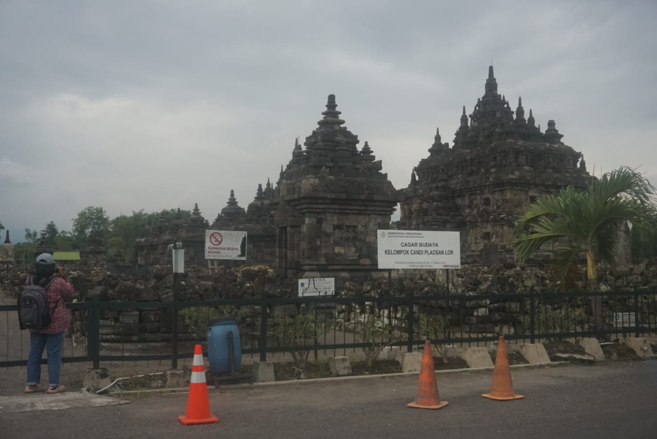 Candi Plaosan di Prambanan, Klaten, merupakan salah satu peninggalan sejarah yang masih terjaga hingga saat ini. (Angga Purenda/Radar Solo)