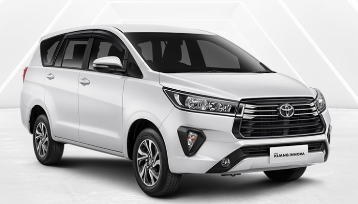 Kijang Innova Reborn.