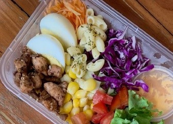Ilustrasi salad sayur