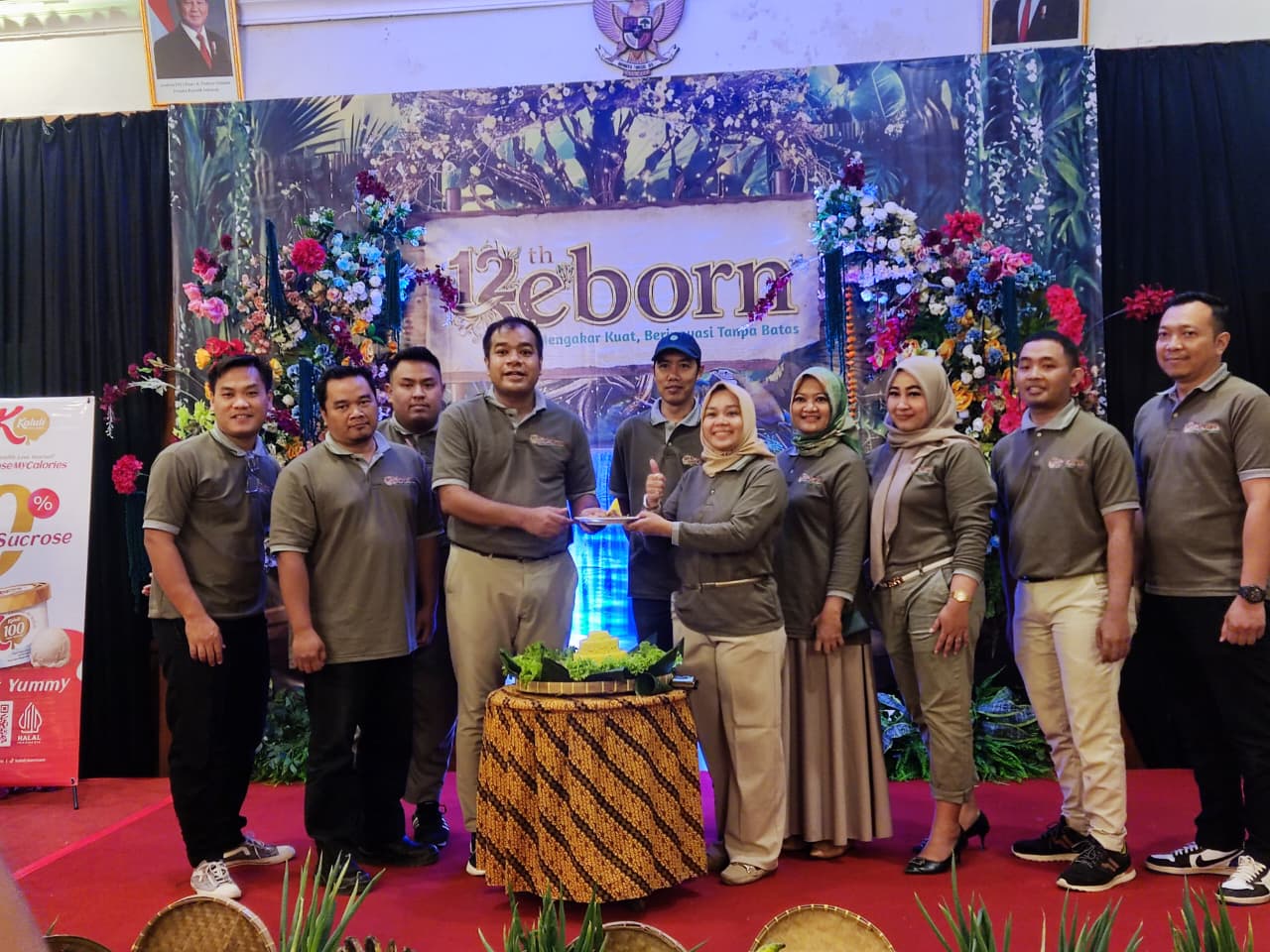 Horison Aziza Solo merayakan ulang tahun yang ke-12.