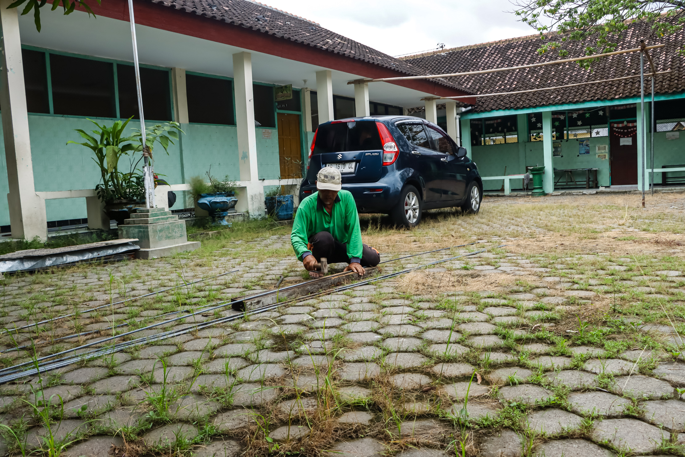 Bangunan SDN IV Pajang bakal menjadi pusat pemerintahan keluarahan baru. (M Ihsan/Radar Solo)