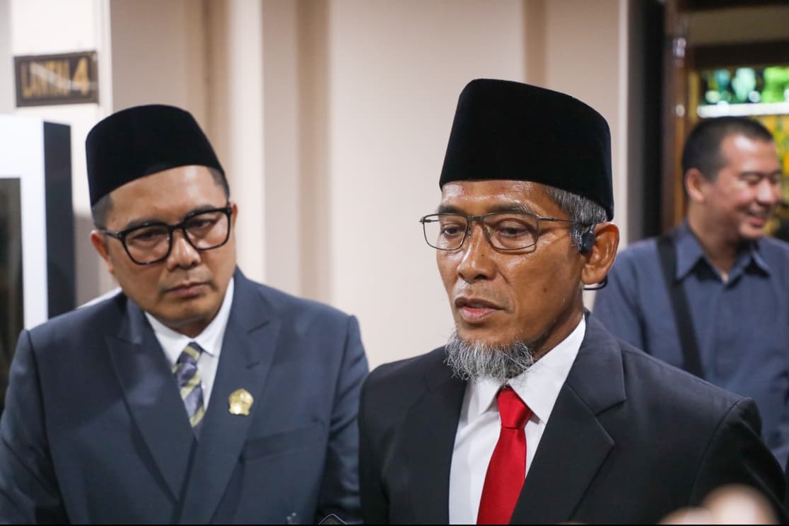Sekda Jateng Sumarno membeberkan potensi bencana di Jawa Tengah usai rapat paripurna di DPRD Jateng. (Humas Pemprov Jateng)