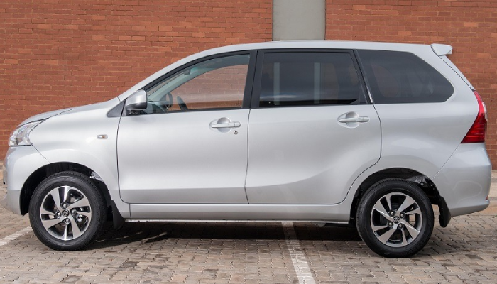 Toyota Avanza.