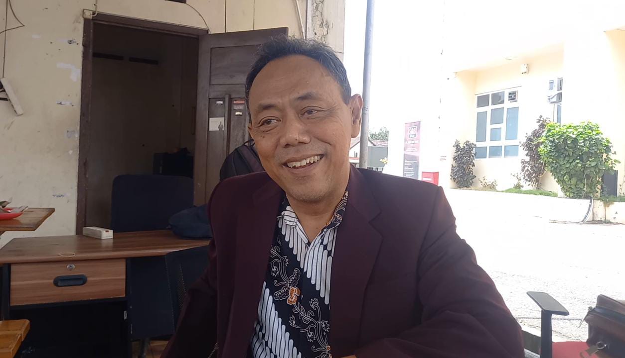 Bambang Ary Wibowo, pengacara pelapor