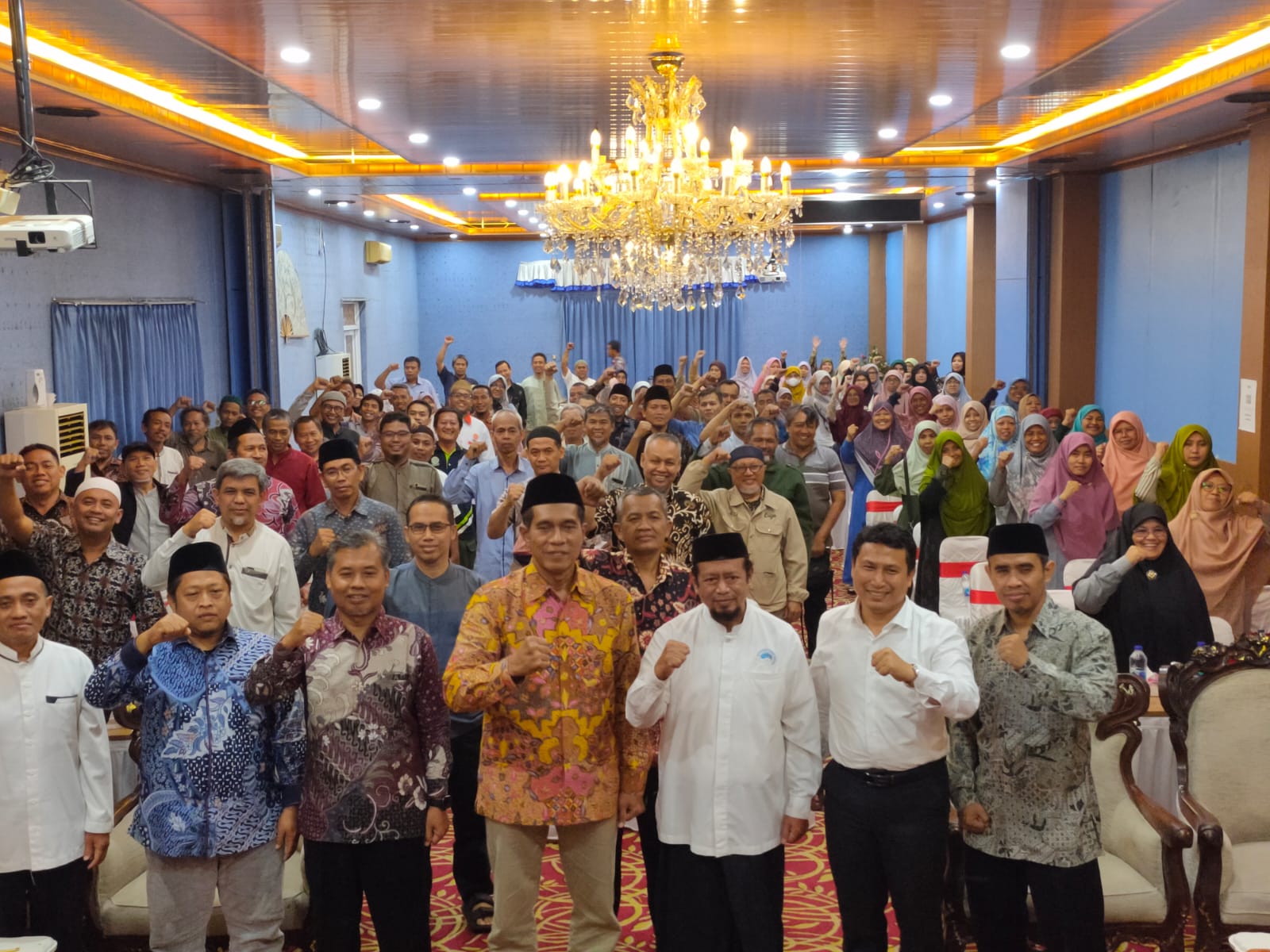 Sosialisasi 4 Pilar MPR RI oleh Dr. Abdul Kharis Almasyhari di Sukoharjo, Sabtu (7/2).