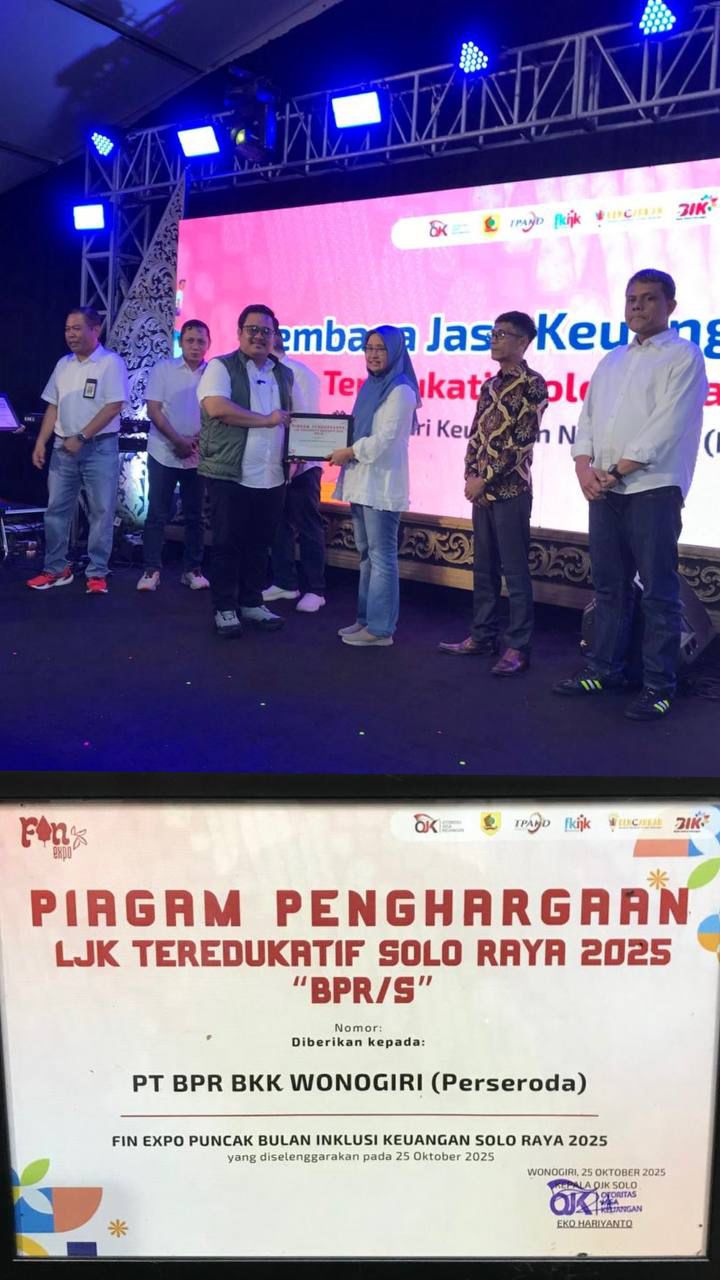 Direktur Utama PT BPR BKK WONOGIRI (Perseroda) Sarti menerima penghargaan secara simbolis dari Wabup Wonogiri Imron Rizkyarno.