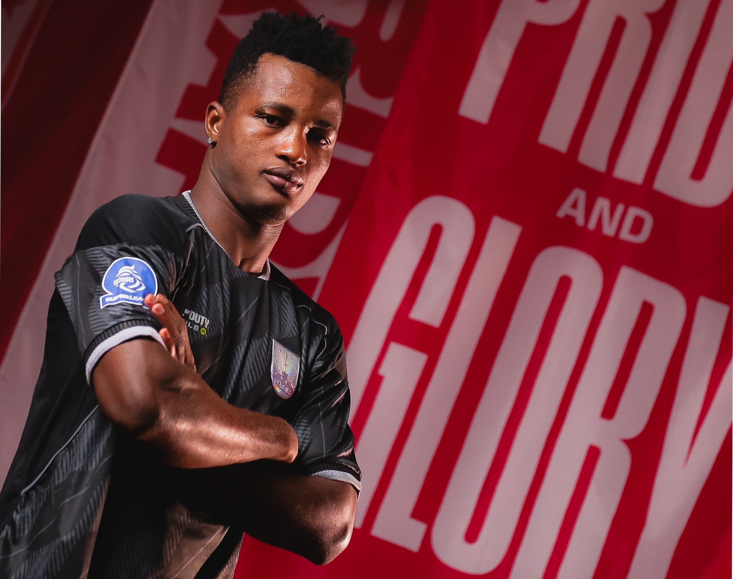 AMUNISI BARU: Striker baru Persis Solo Abu Kamara resmi didatangkan dari PSM Makassar.