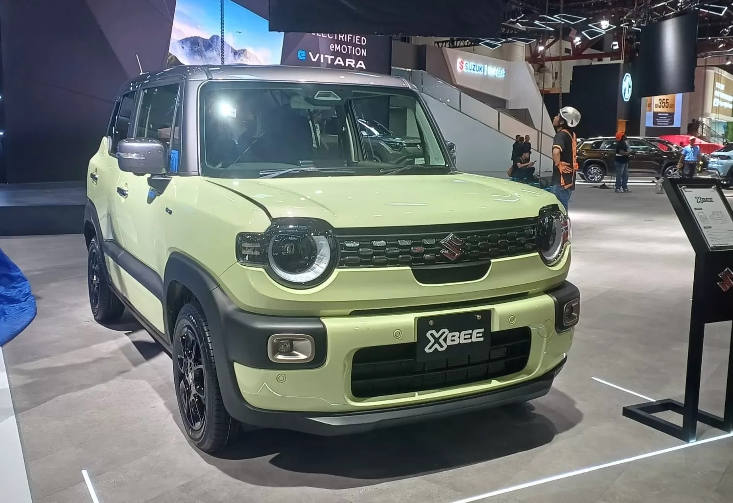 Penerus Suzuki Ignis? Intip spesifikasi dan fitur Suzuki XBee di IIMS 2026, mobil kompak dengan interior luas & fitur lengkap.