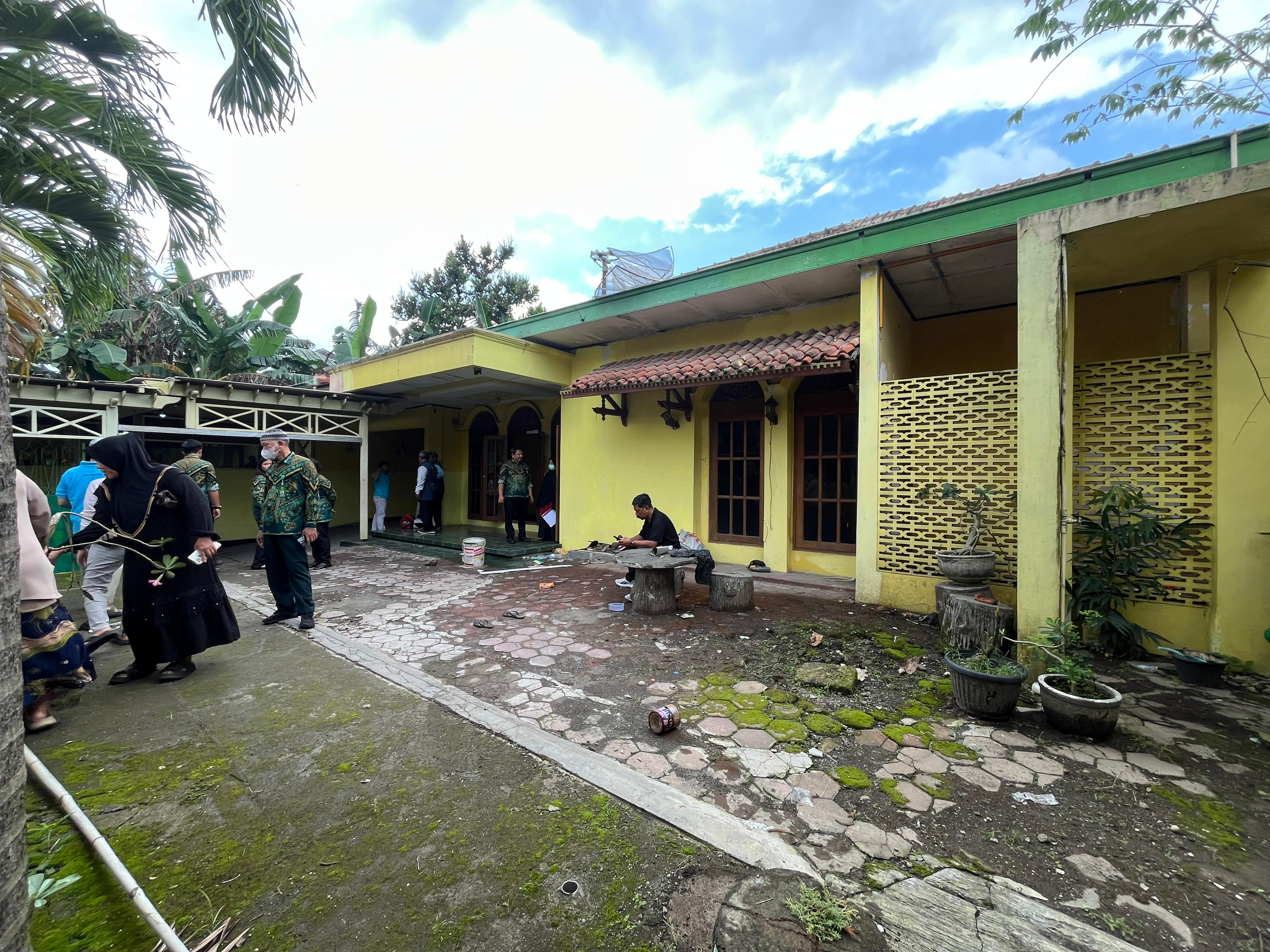 Eksekusi rumah Suyadi di Kampung Kidul, RT 01 RW 05, Kelurahan Pajang, Kecamatan Laweyan, Solo, Kamis (12/2/2026).