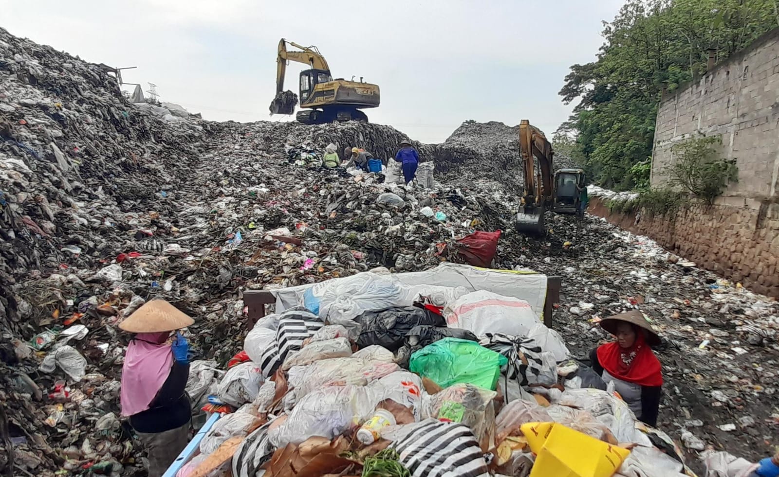 TPA Sukosari di Kecamatan Jumantono, Karanganyar. (Rudi Hartono/Radar Solo)