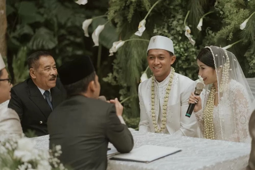 SELAMAT: Febri Hariyadi melangsungkan pernikahan dengan pujaan hatinya di kawasan Lembang, Minggu (8/2/2026).
