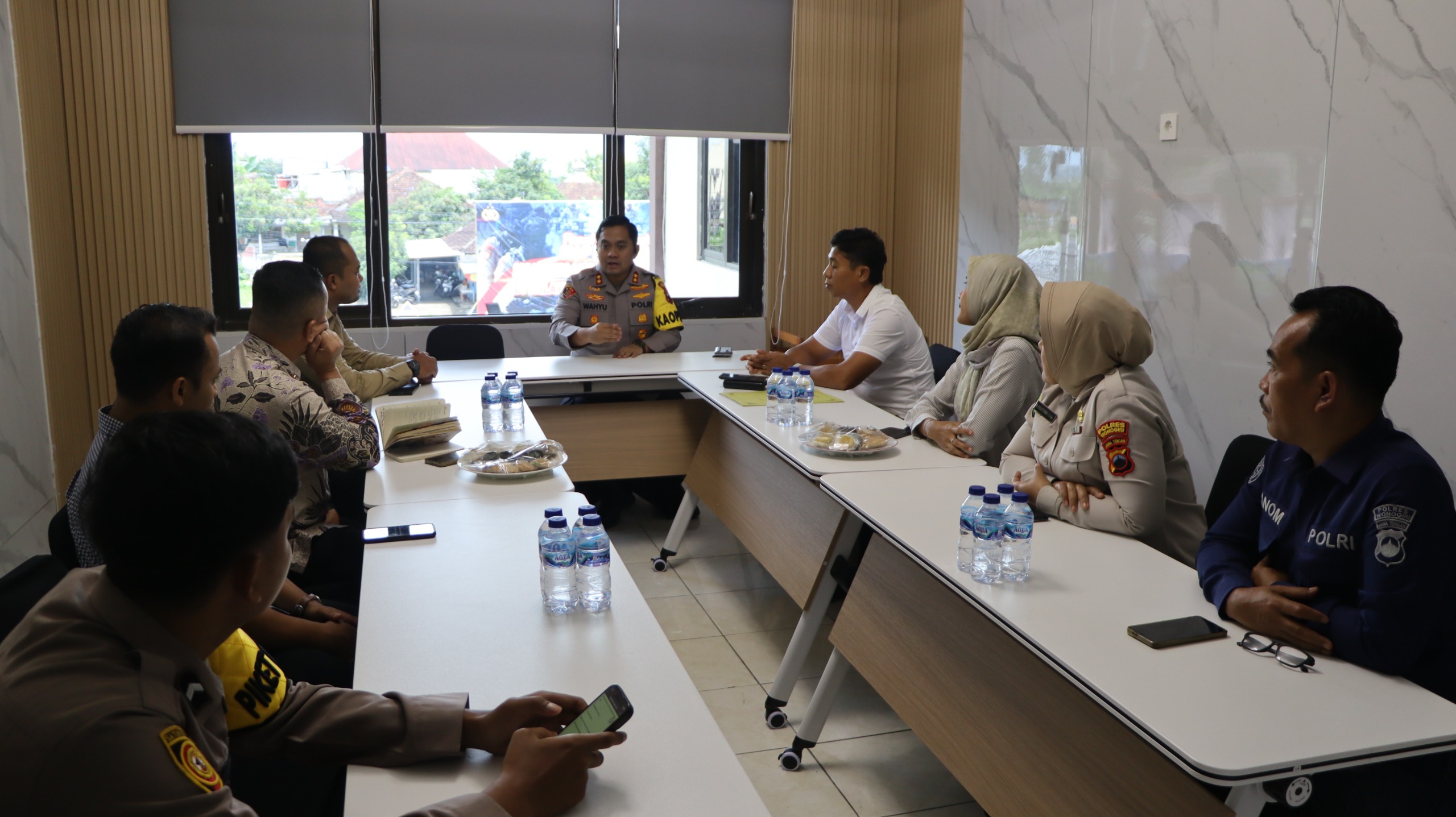 Rakor program MBG yang dihadiri Kapolres Wonogiri AKBP Wahyu Sulistyo di mapolres setempat, Kamis (12/2/2026).
