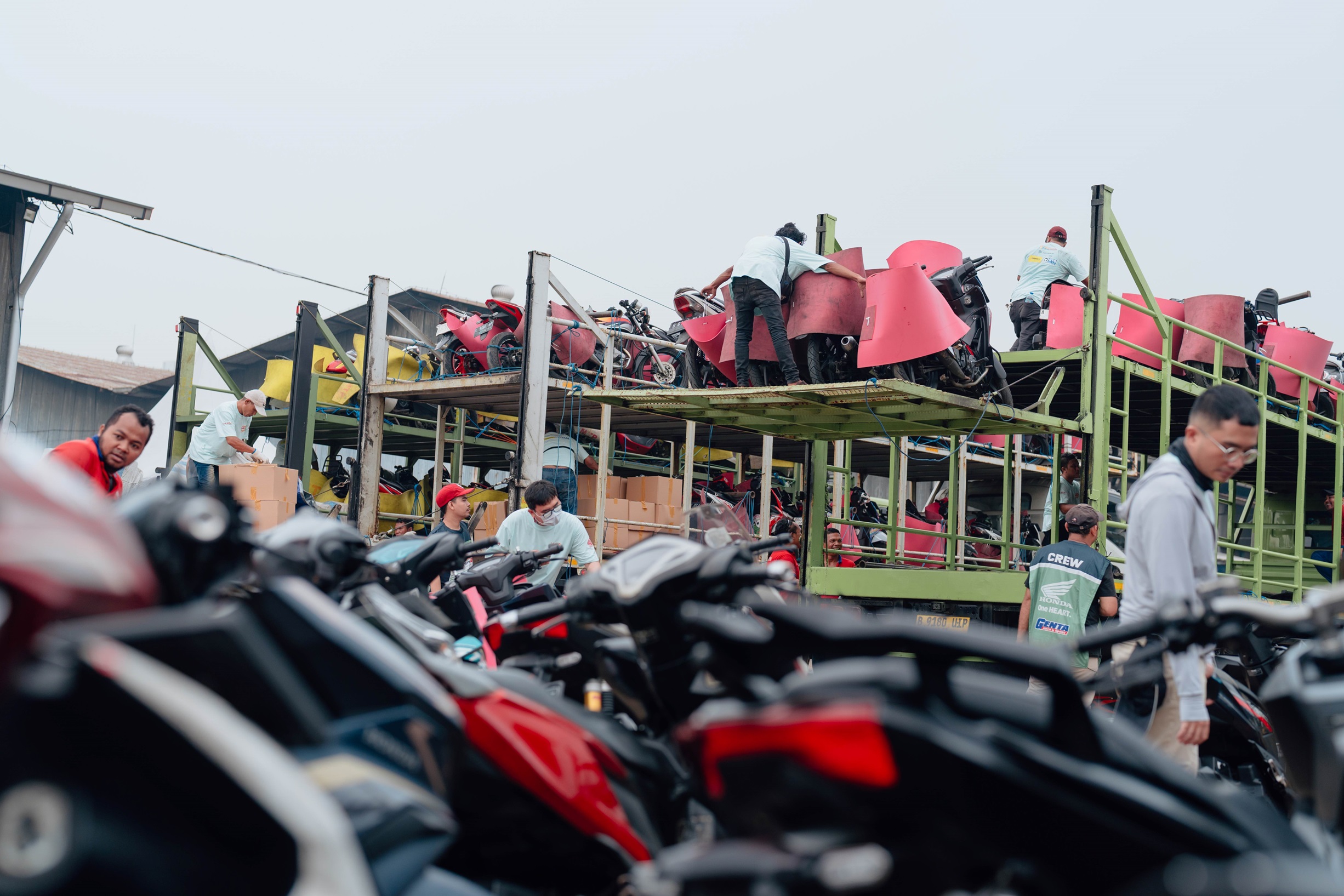 PT Astra Honda Motor (AHM) kembali mengajak masyarakat pengguna sepeda motor Honda untuk mengikuti fasilitas Mudik Balik Bareng Honda (MBBH) demi mendukung keselamatan dan kenyamananmudik.
