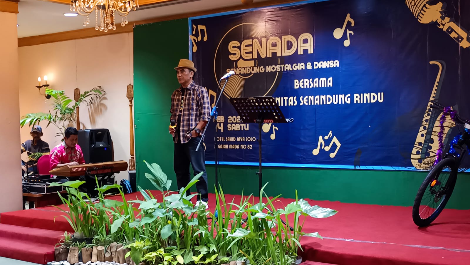 Senada di Solo: Komunitas Senandung Rindu Bangkit Lagi, Lansia Berdansa di Hotel Sahid Jaya