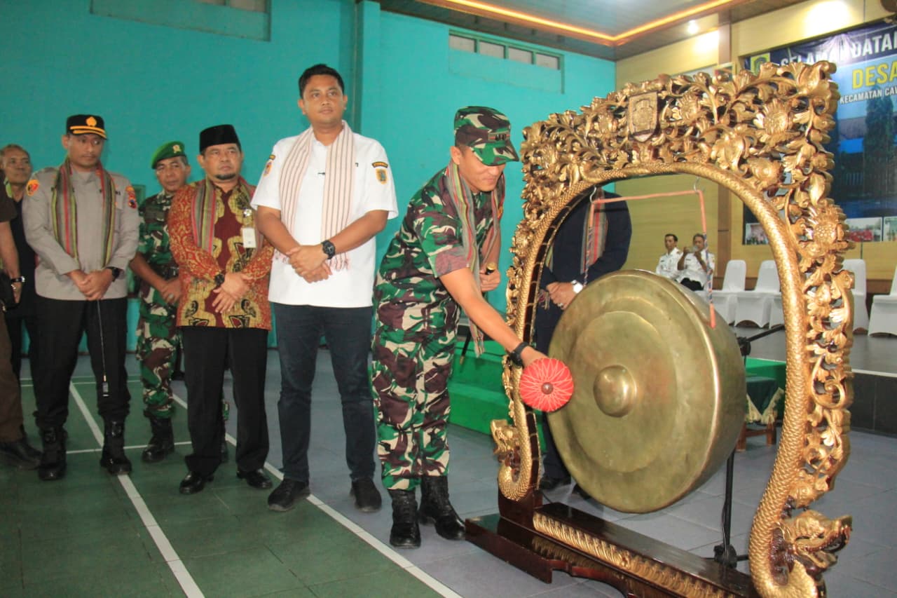 Penutupan kegiatan Karya Bakti Mandiri Klaten Bersinar (KBMKB) ke-32 di Gedung Olahraga Desa Mlese, Kecamatan Cawas, Klaten.