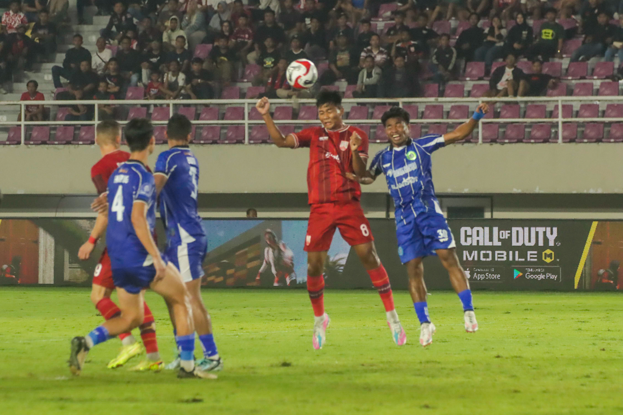 SARAT GENGSI: Persis Solo bertanding melawan PSBS Biak di Stadion Manahan, Sabtu (20/2/2026)&nbsp;