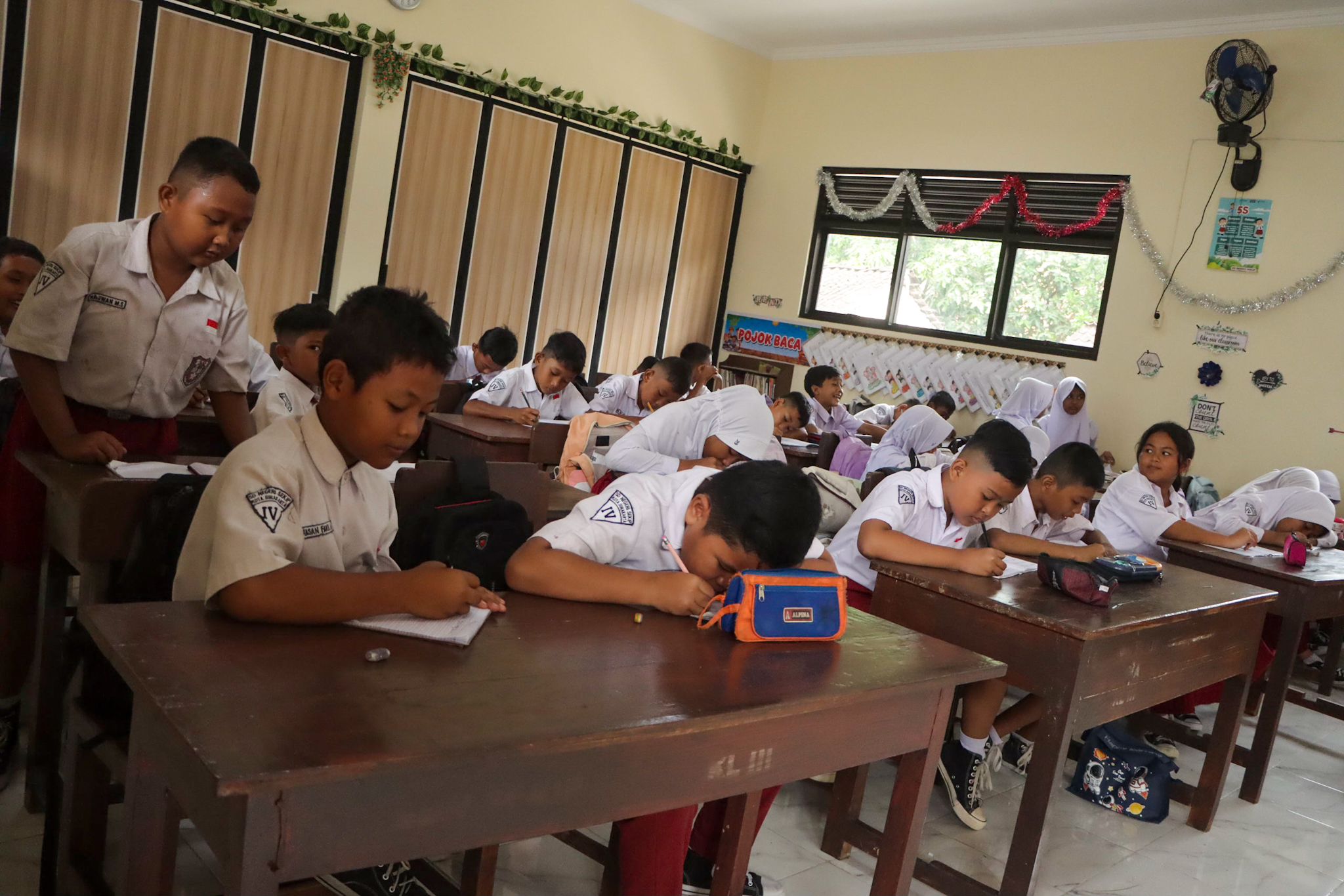 FOKUS: Pembelajaran di salah satu SDN yang ada di Kota Solo, belum lama ini.