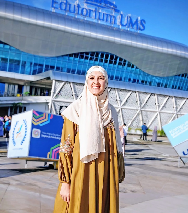 Mariam Elbanna, mahasiwa UMS asal Mesir yang sudah tiga tahun kuliah di Indonesia.