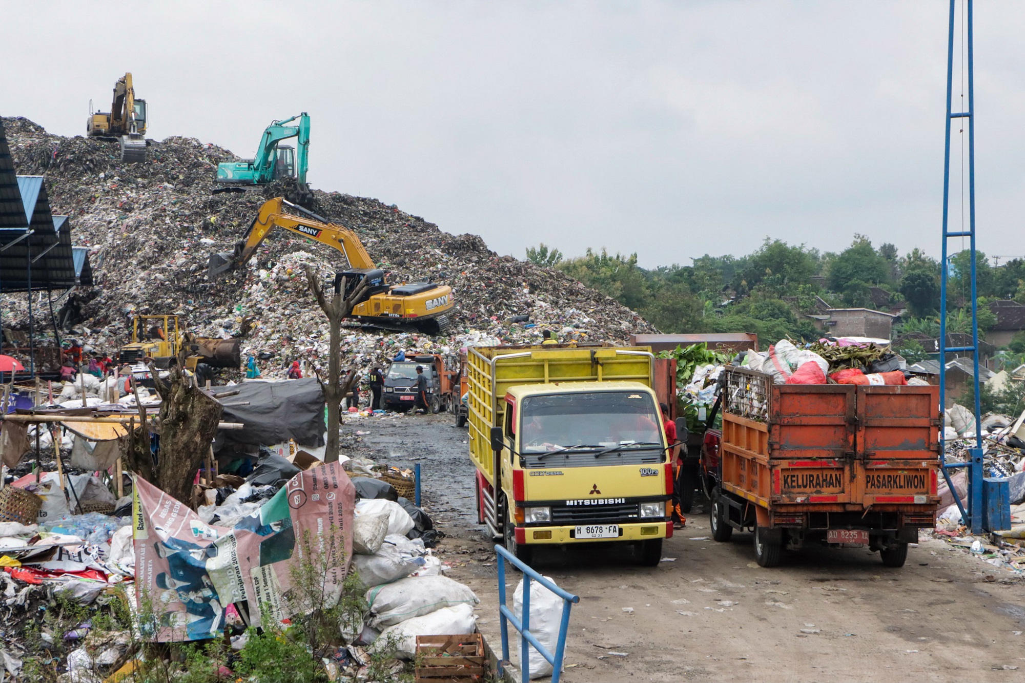 Pengelolaan sampah di TPA Putri Cempo terus digenjot agar optimal. (M  Ihsan/Radar Solo)