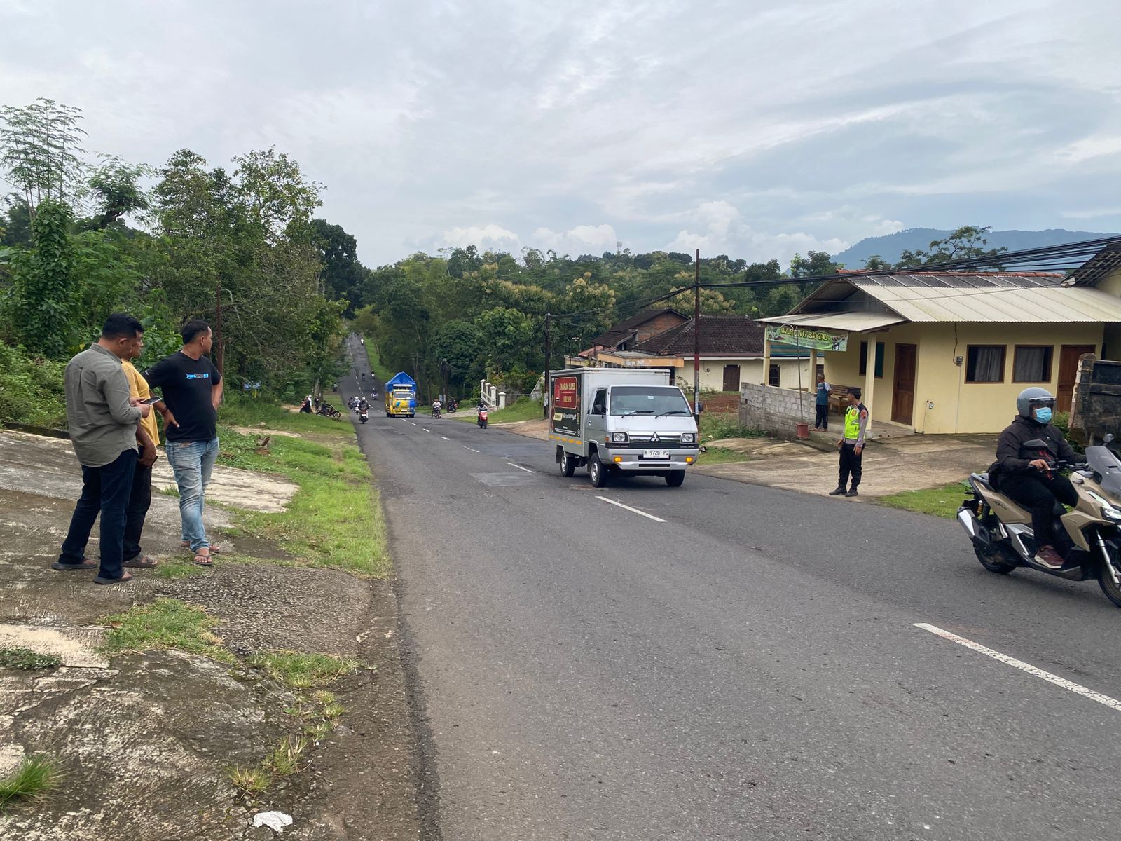 Lokasi kecelakaan di Jalan Slogohimo&ndash;Purwantoro, Desa Waru, Kecamatan Slogohimo, Wonogiri. 