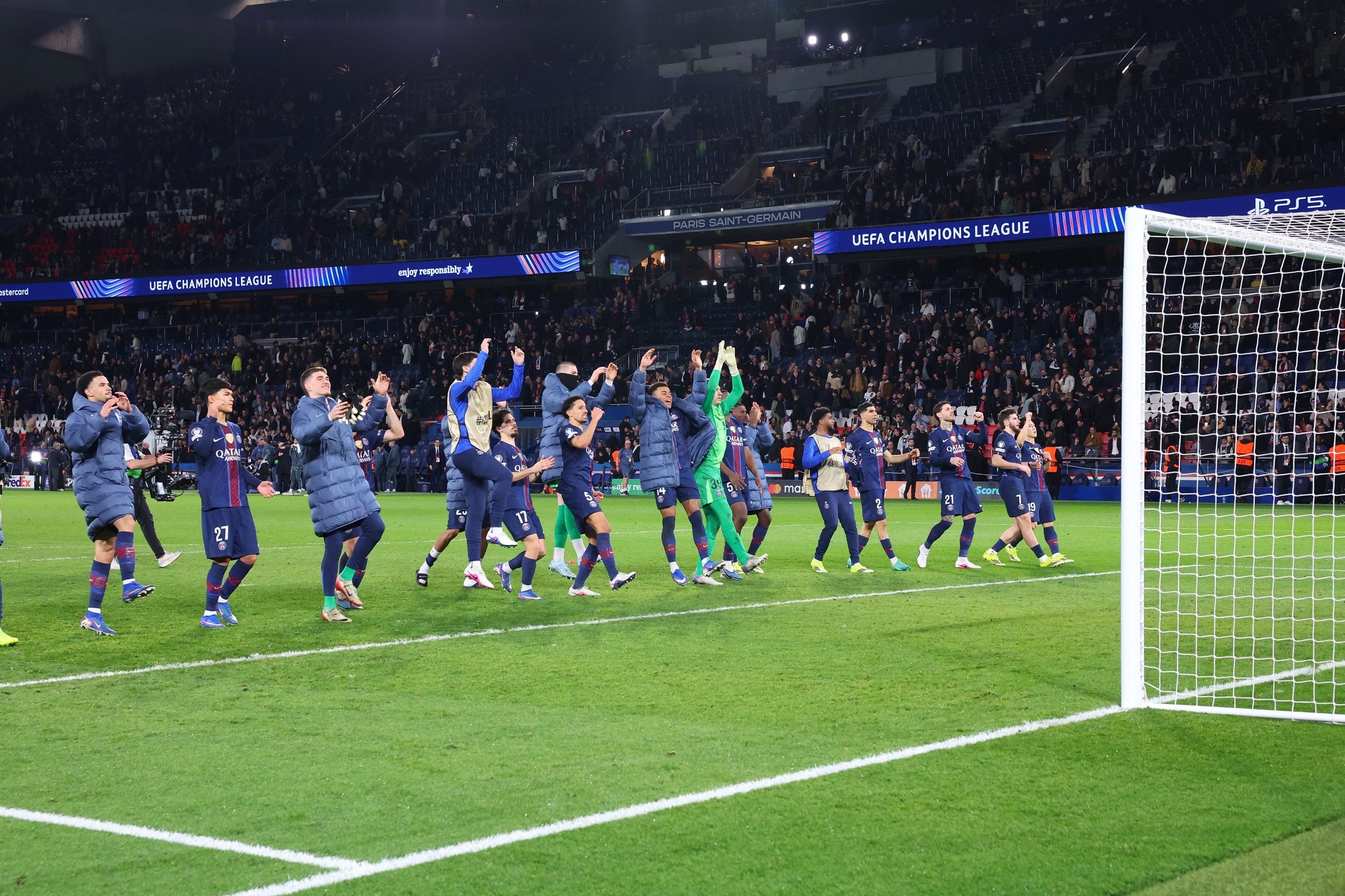 Daftar lengkap tim lolos 16 besar Liga Champions 2025/2026. Inggris kirim 6 wakil, Italia hanya satu tim tersisa.