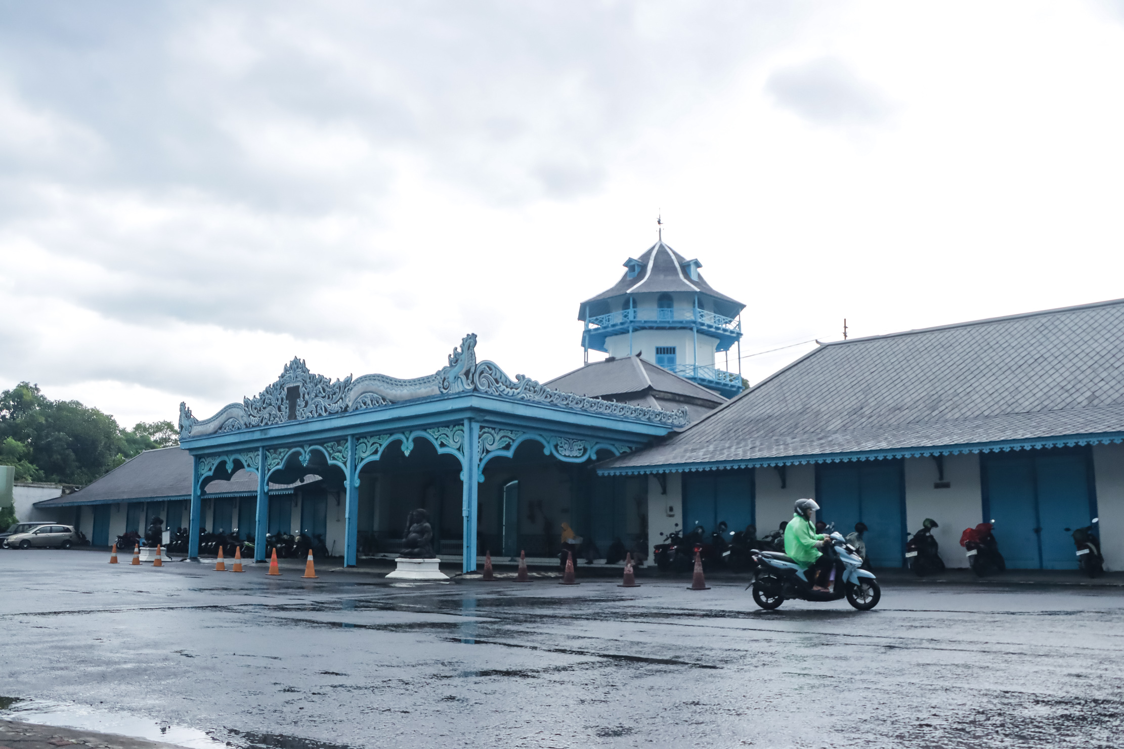 Konflik keraton makin memanas ketika dua kubu salin tuding soal audit BPK. (M Ihsan/Radar Solo)