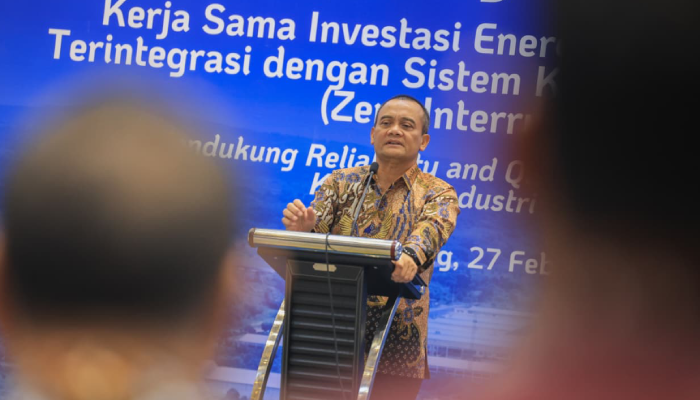 Gubernur Jawa Tengah Ahmad Luthfi saat penandatanganan MoU dengan pengelola Kawasan Industri Terpadu Batang (KITB).