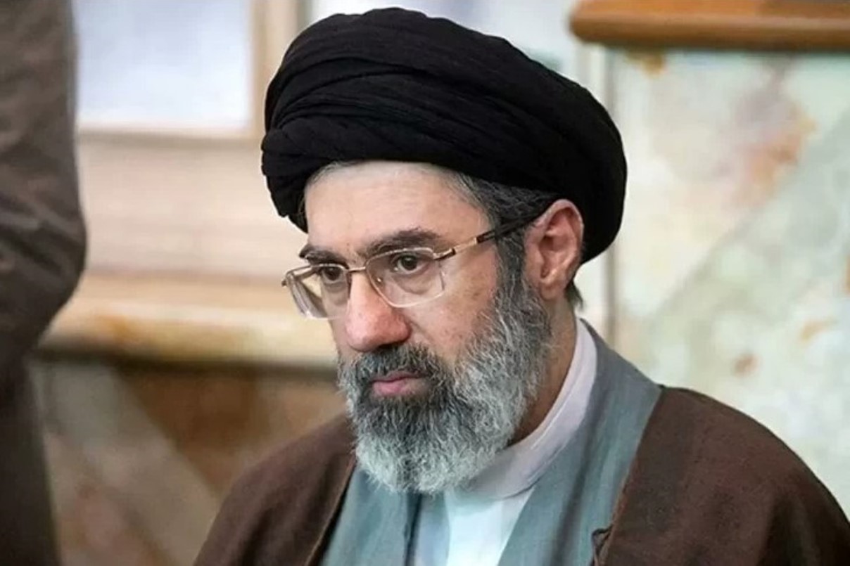 Setelah Ali Khamenei Wafat, Mojtaba Khamenei Jadi Calon Kuat Pemimpin Tertinggi Baru Iran, Siapa Dia?