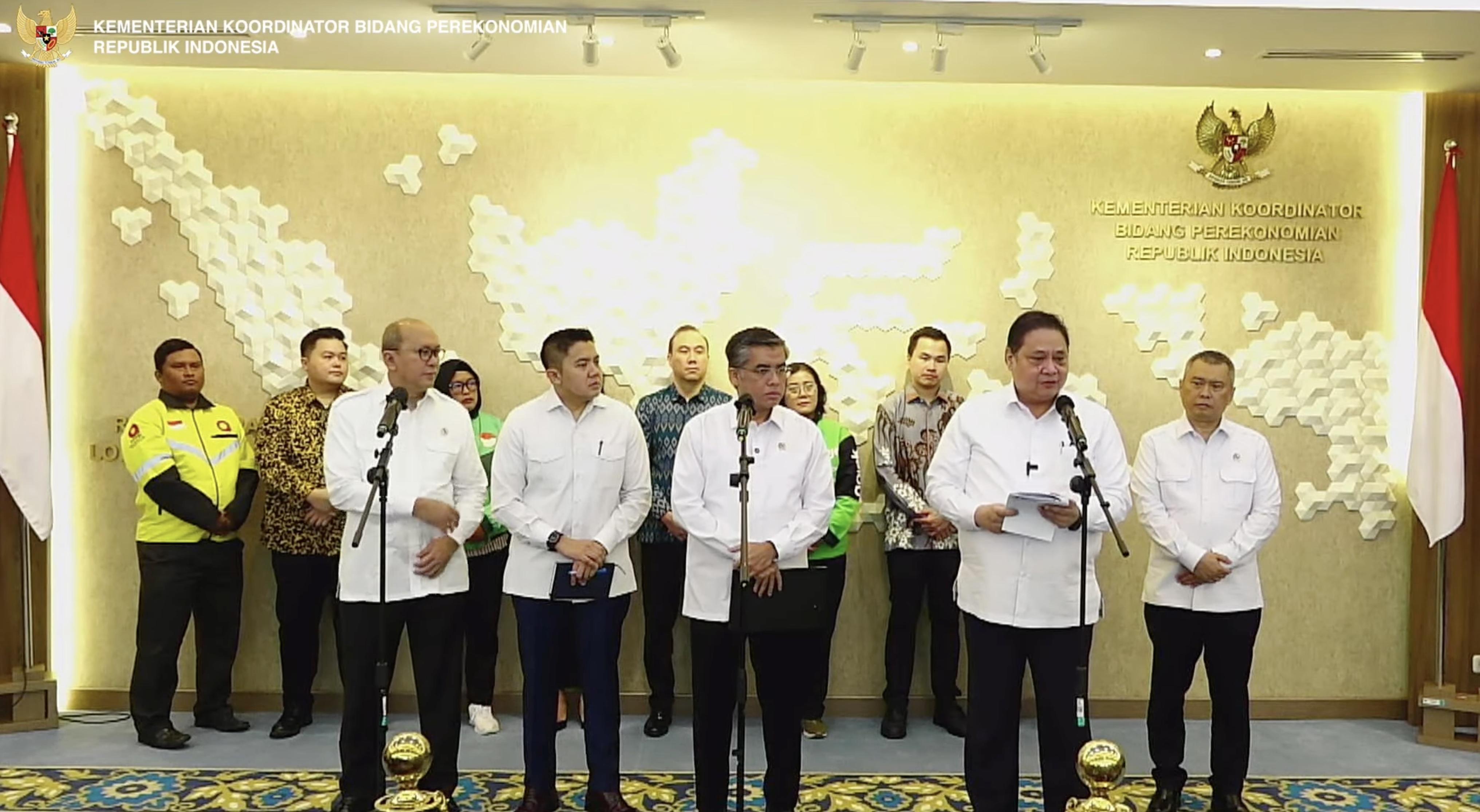 THR PNS, CPNS, PPPK, TNI, Polri, dan Pensiunan 2026 Resmi Cair, Pemerintah Gelontorkan Rp55 Triliun untuk ASN dan Pensiunan