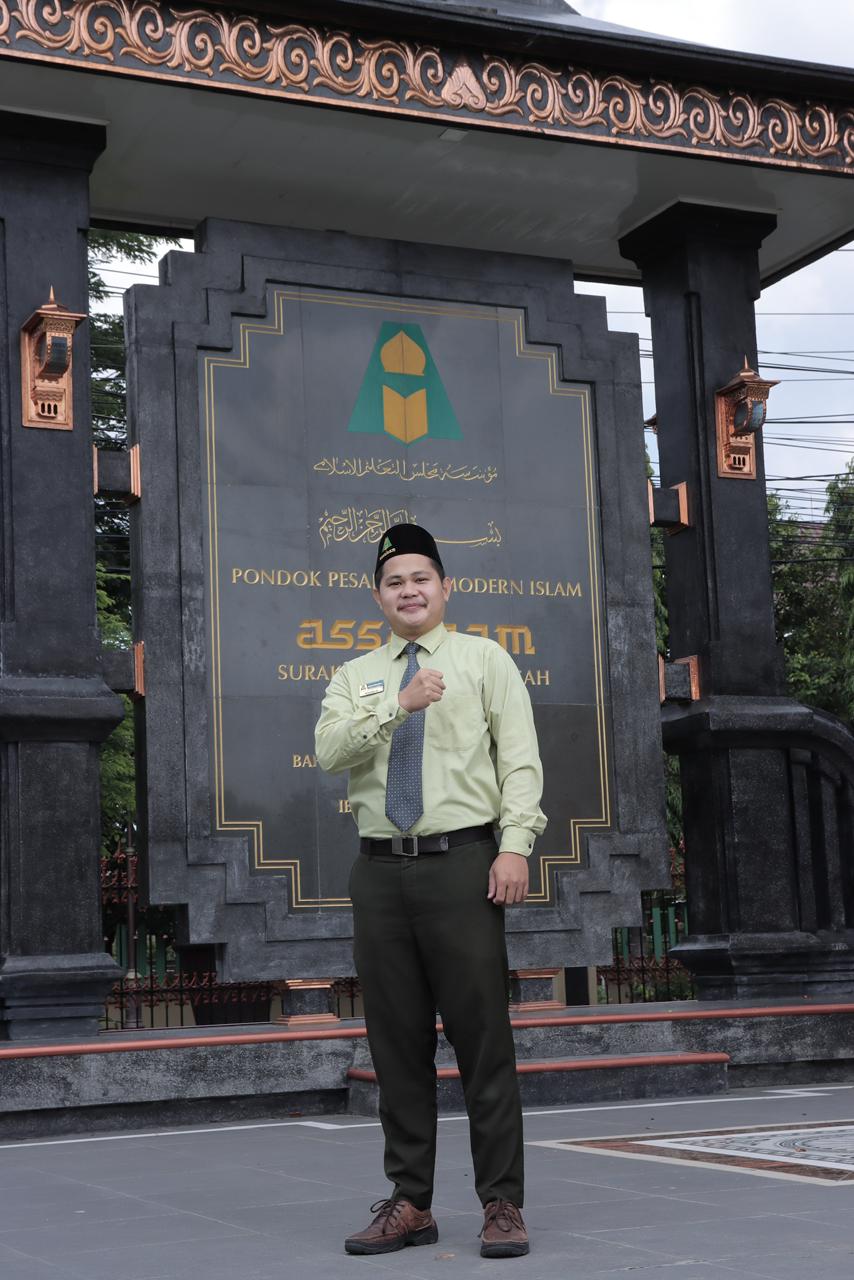 Kasubag Sekretariat Pondok Pesantren Modern Islam (PPMI) Assalaam Agung Dermawan.
