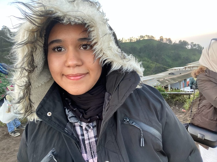 Ibtissam Ouchrif, mahasiswa asing UNS asal Maroko berbagi cerita pengalaman Ramadan di Kota Solo.