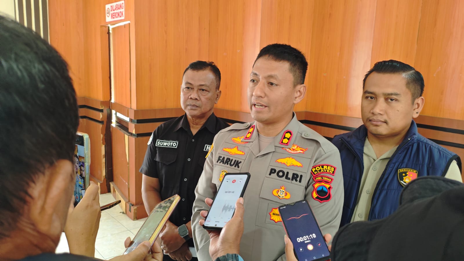 Kapolres Klaten AKBP Moh. Faruk Rozi beri keterangan pers.