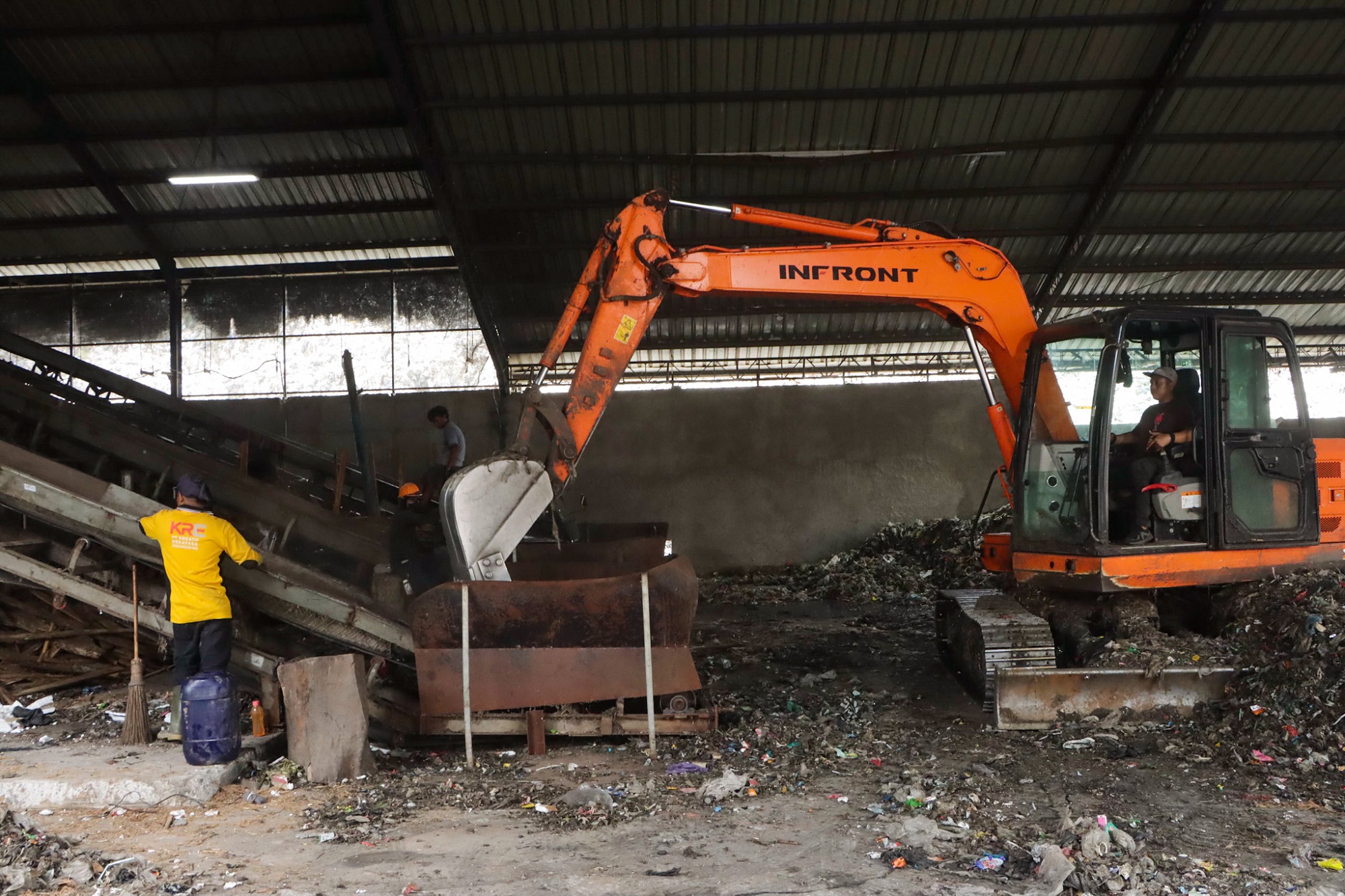 Pengolahan sampah di TPA Putri Cempo hingga kini masih banyak PR. (M Ihsan/Radar Solo)