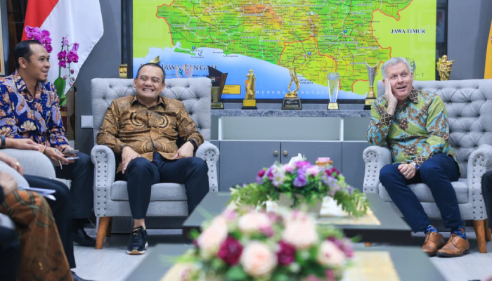 Gubernur Jateng Ahmad Luthfi saat audensi dengan Duta Besar Kanada untuk Indonesia Jess Dutton.
