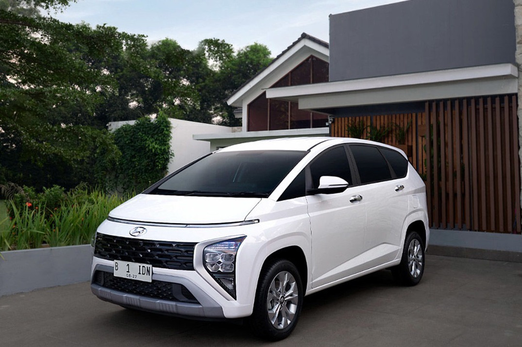 Hyundai Stargazer Essential M/T