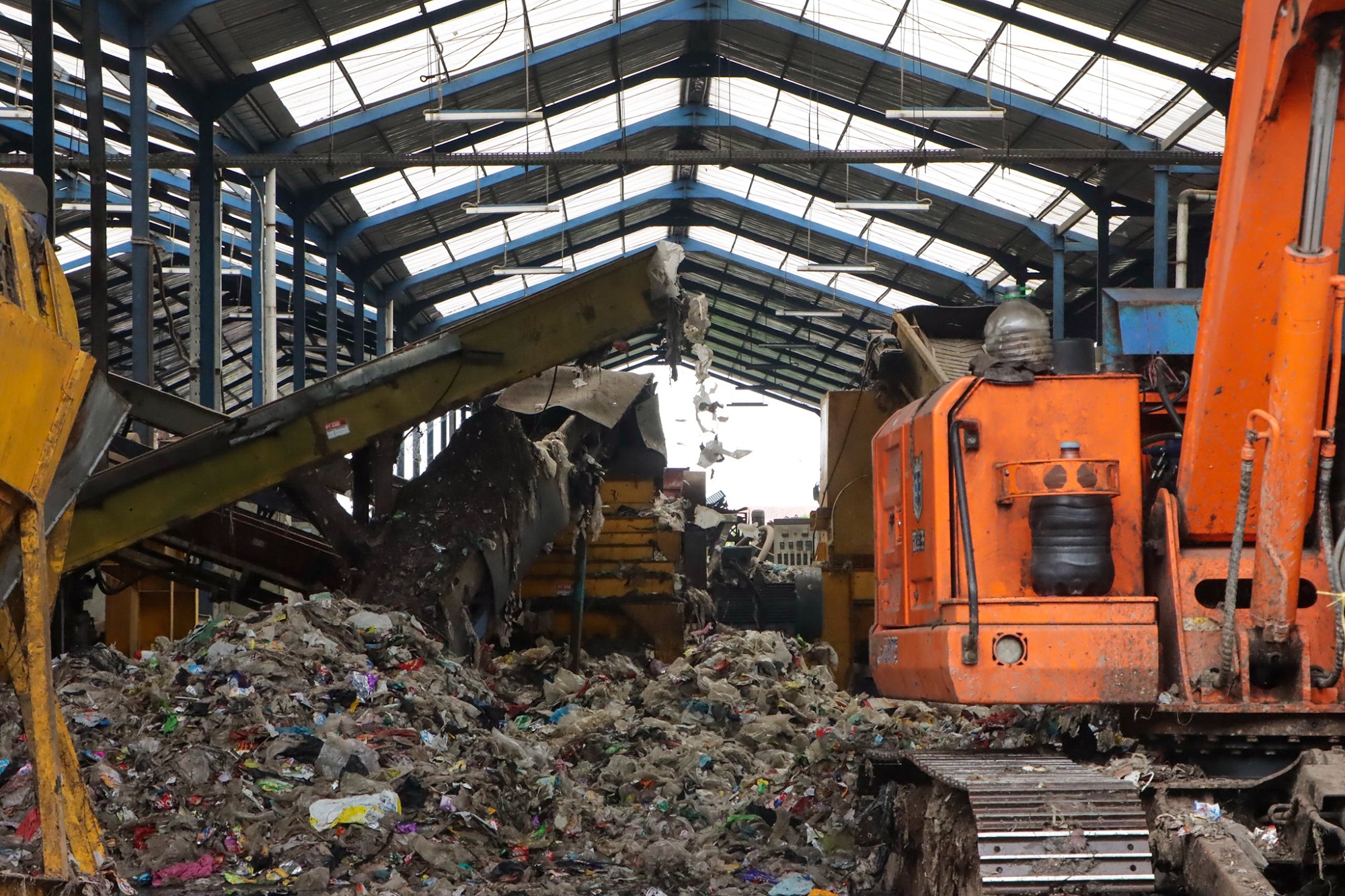 Pengelolaan sampah di TPA Putri Cempo terus dievaluasi. (M Ihsan/Radar Solo)
