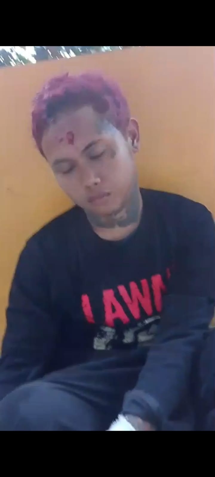 Pelaku pembobolan kotak infaq di Masjid An Nur, depan Kantor Kecamatan Tawangmangu, Karanganyar. (Ist)
