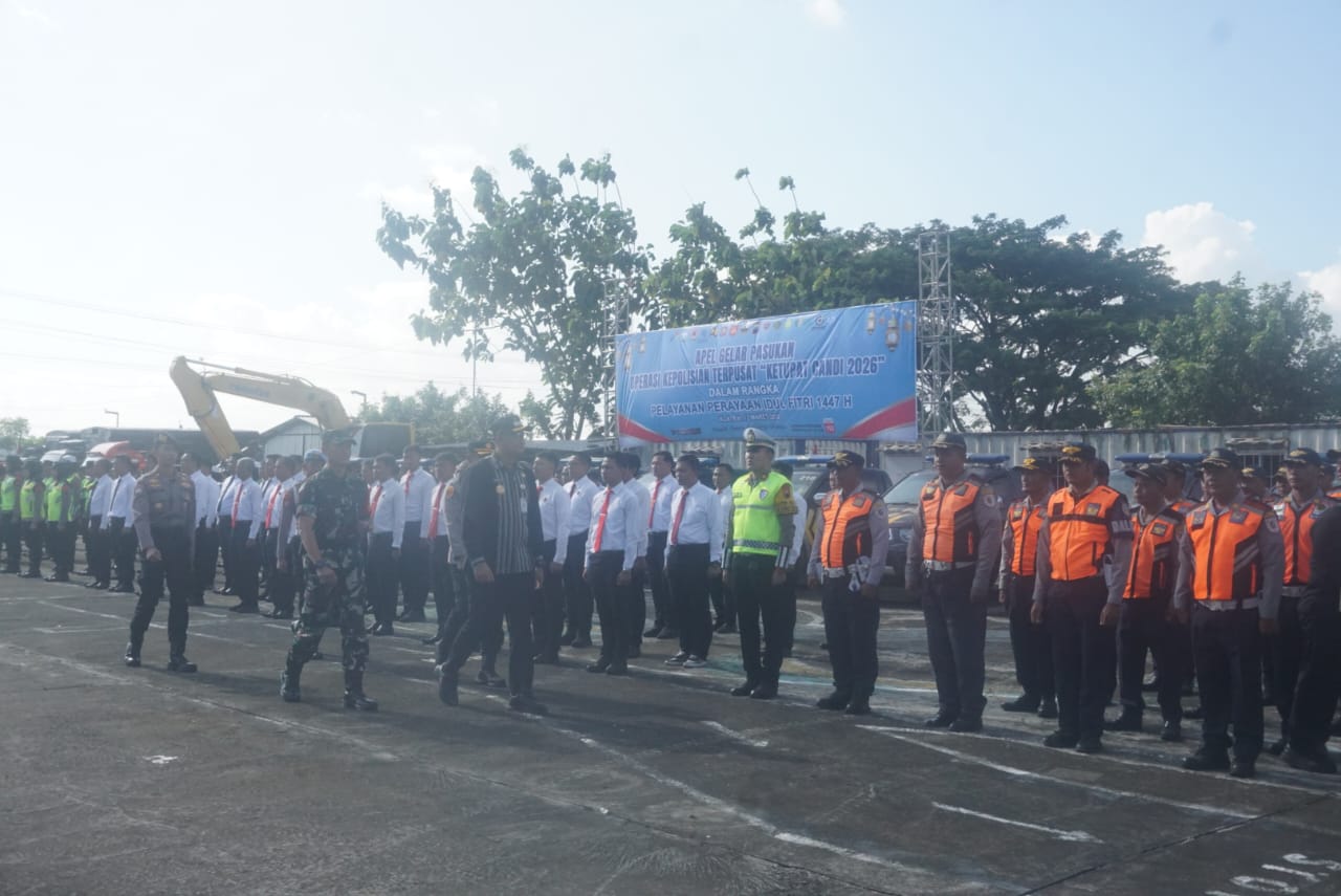 Apel gelar pasukan Operasi Ketupat Candi 2026 di Lapangan KSDC Mapolres Klaten