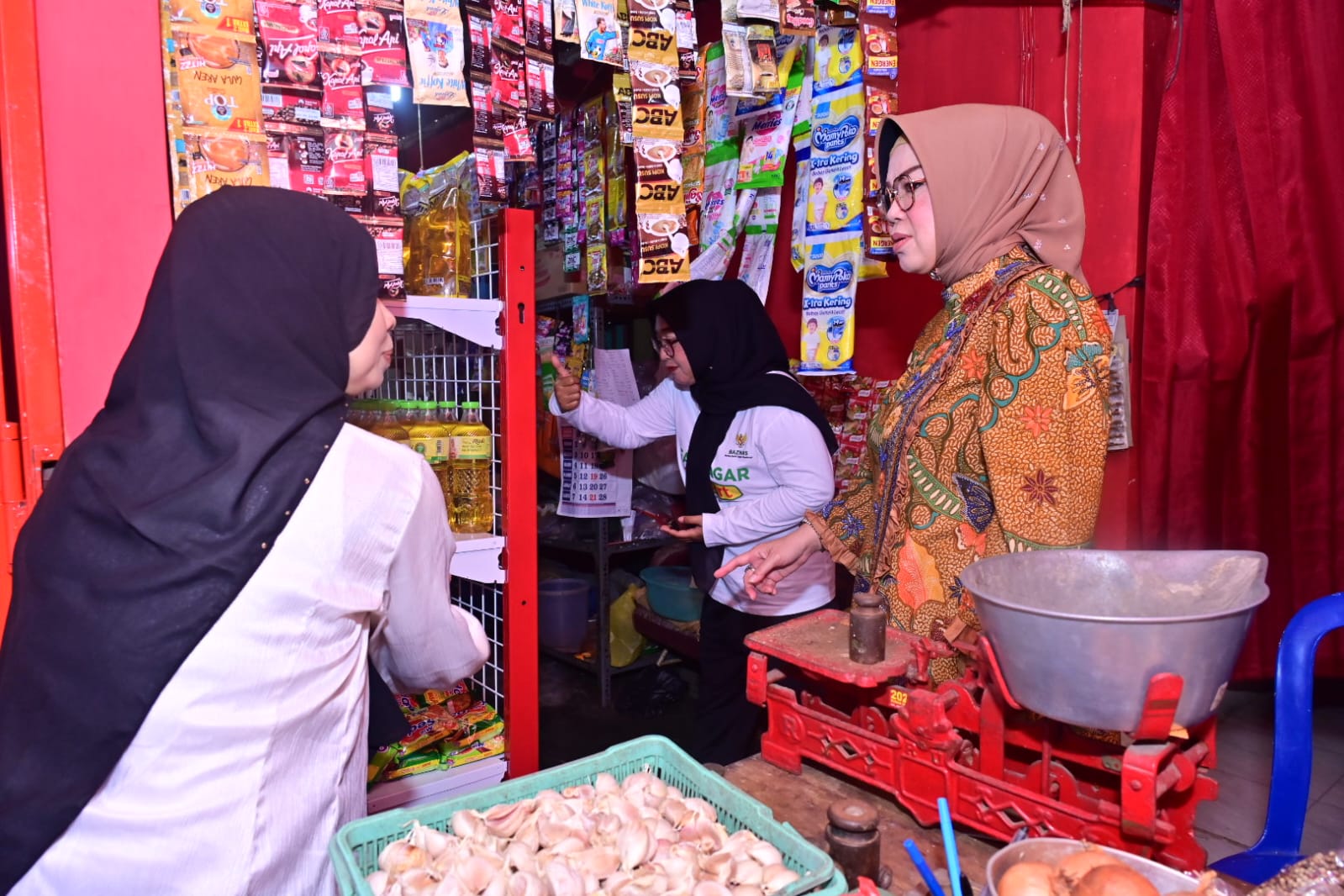 Bupati Sukoharjo Etik Suryani Luncurkan Z-Mart, 40 Warung Mustahik Didorong Naik Kelas