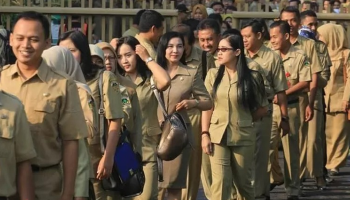 PNS akan menikmati libur Lebaran 2026 cukup panjang karena berdekatan juga dengan libur dan cuti bersama Nyepi.