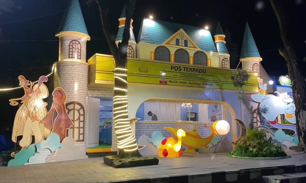 Pos Terpadu Operasi Ketupat Candi Polres Karanganyar siap menyambut arus mudik dan balik Lebaran 2026.&nbsp;