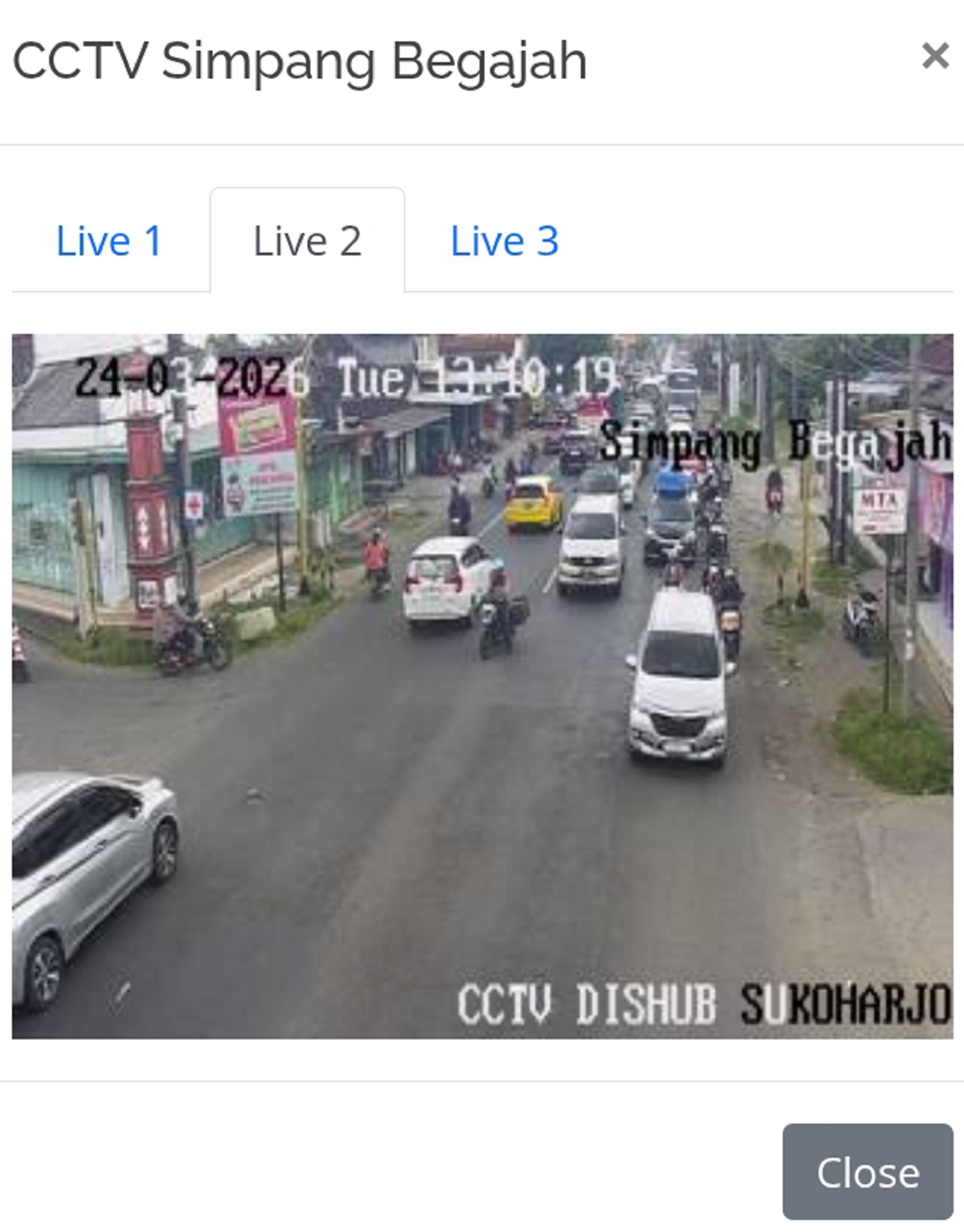 Pantauan CCTV kondisi lalu lintas di depan Bulog Bulakrejo, Sukoharjo, Selasa (24/3/2026). (Iwan Kawul/Radar Solo)