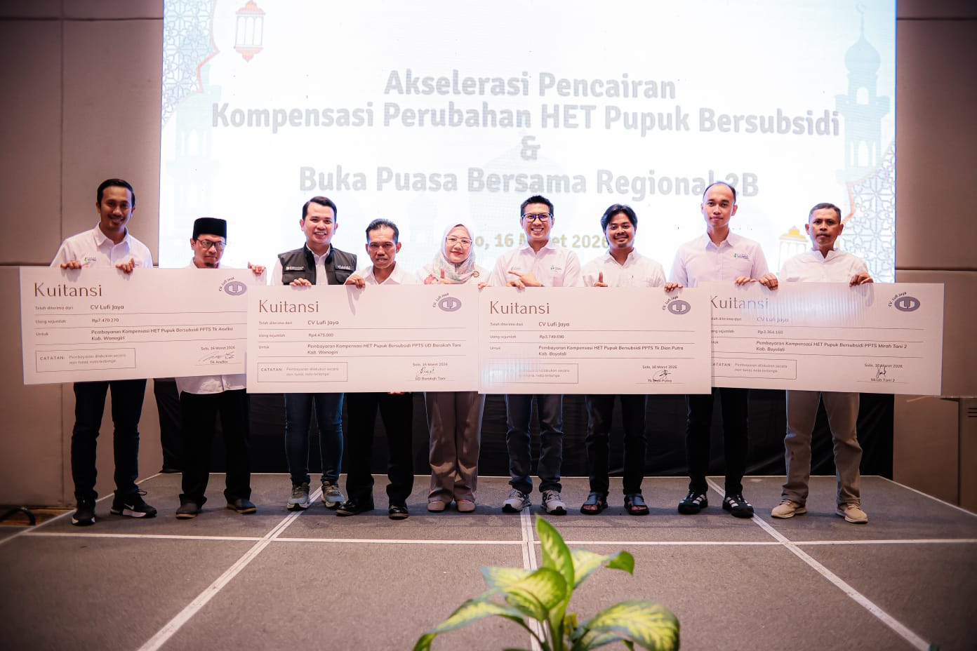 Petrokimia Gresik mencairkan dana kompensasi penurunan HET pupuk bersubsidi dengan total nilai mencapai Rp120 miliar.