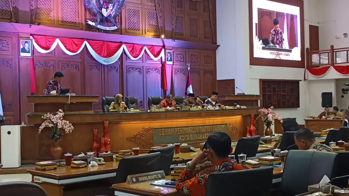 Rapat paripurna DPRD Kota Solo, Selasa (31/3). (A Christian/Radar Solo)