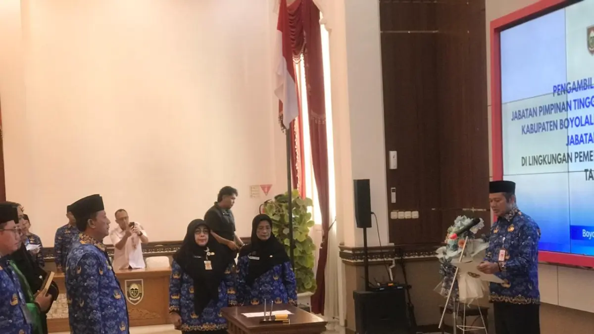  Bupati Boyolali Agus Irawan melantik M. Syawaludin sebagai Sekretaris Daerah Boyolali, Rabu (1/4/2026).