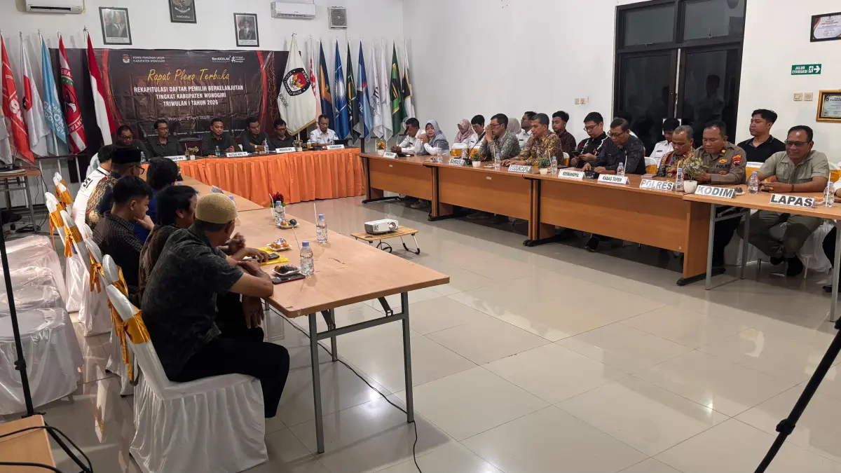 KPU Wonogiri gelar Rapat Pleno Terbuka Rekapitulasi Pemutakhiran Daftar Pemilih Berkelanjutan (PDPB) Triwulan I Tahun 2026, Kamis (2/4/2026). (IWAN ADI/RADAR SOLO)