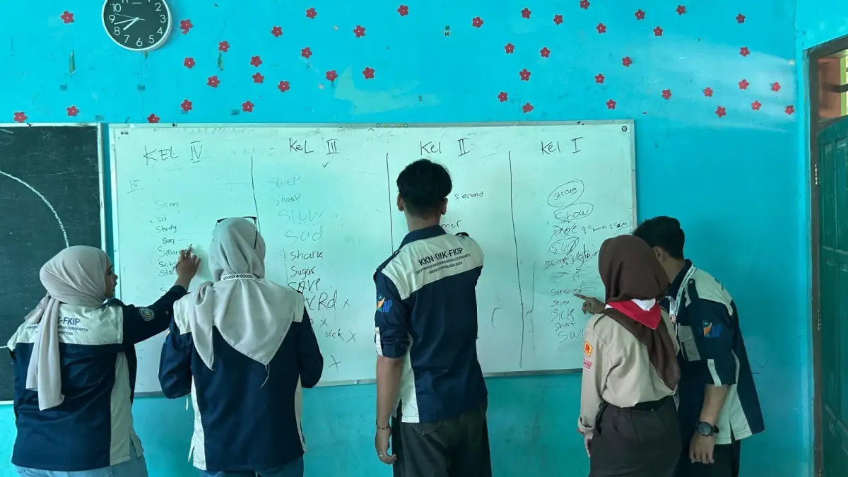 Pembelajaran bahasa Inggris lebih mudah dengan program inovatif berbasis fun learning di MTs Muhammadiyah 5 Tukulrejo, Kecamatan Giriwoyo, Wonogiri, belum lama ini.