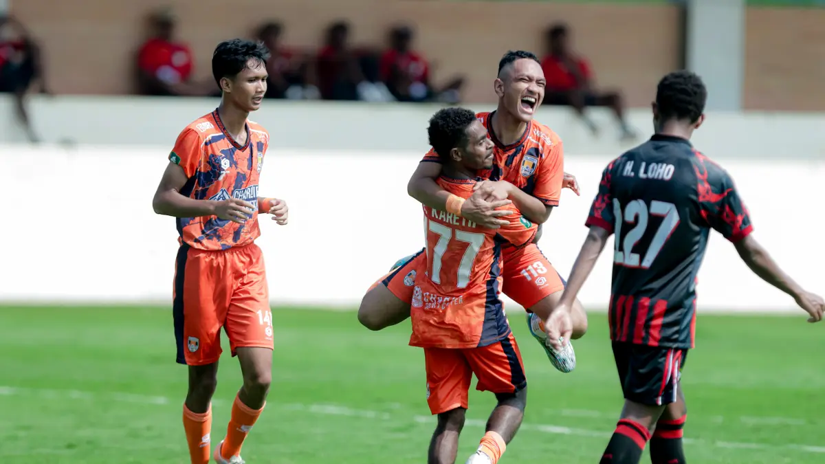 UNJUK GIGI: Laga Kendal Tornado FC Youth melawan Persipura Jayapura di ajang EPA Pegadaian Championship 2026 di Lapangan Garudayaksa, Bekasi, Kamis (2/4/2026). (TIM MEDIA KENDAL TORNADO FC)